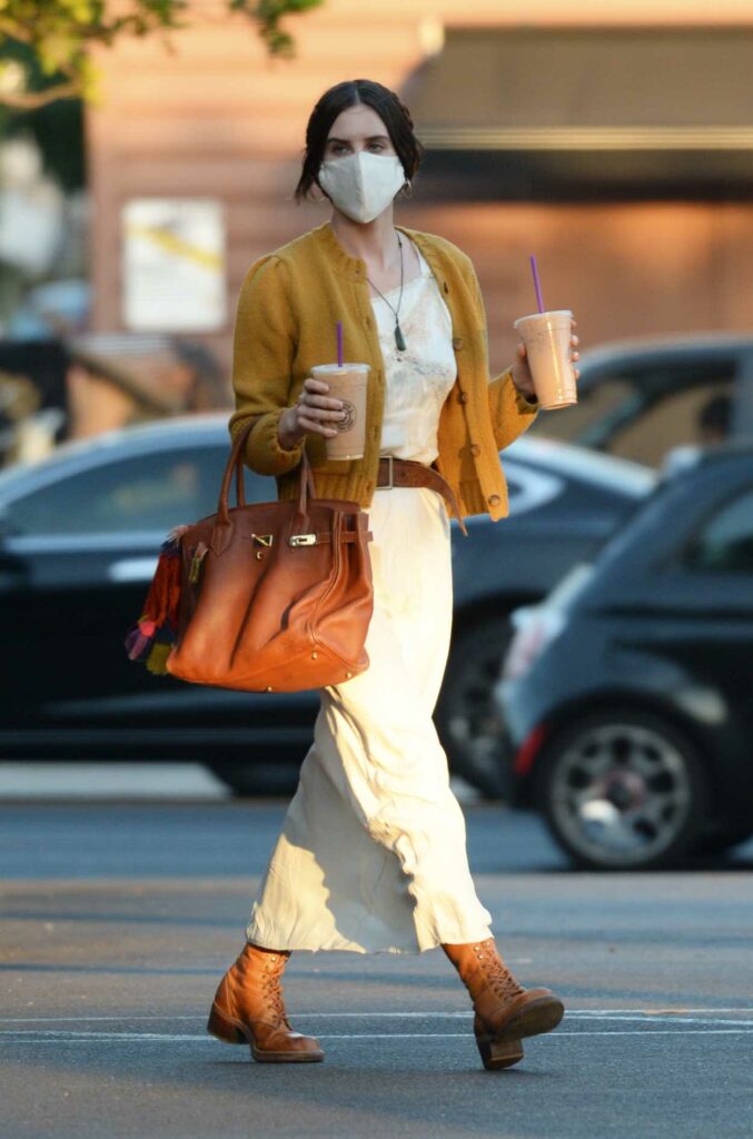 Scout Willis in a Protective Mask Heads Out on a Coffee Run in Los ...