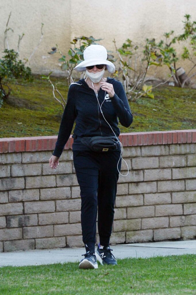 Marcia Cross in a Blue Nike Tracksuit Was Seen Out in Los Angeles 12/02 ...