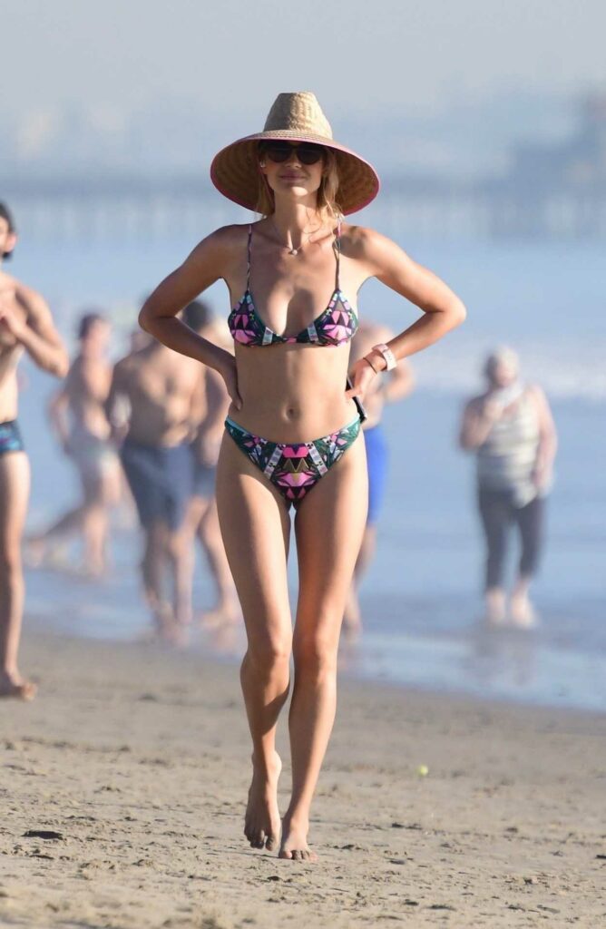 Kelly Rohrbach in Bikini