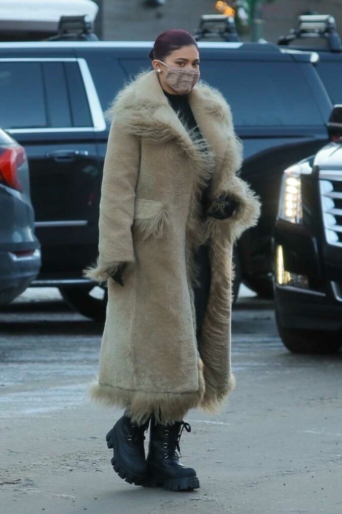 Kylie Jenner in a Beige Sheepskin Coat