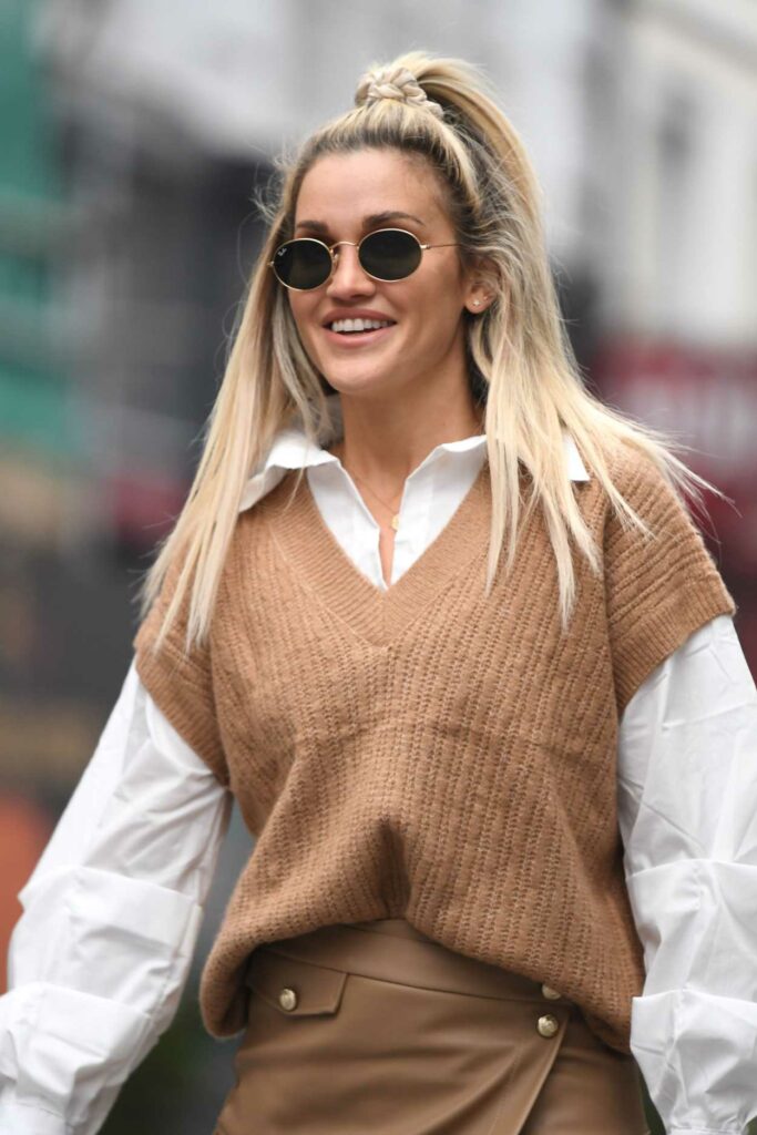 Ashley Roberts in a Beige Outfit Leaves the Global Radio Studios in ...