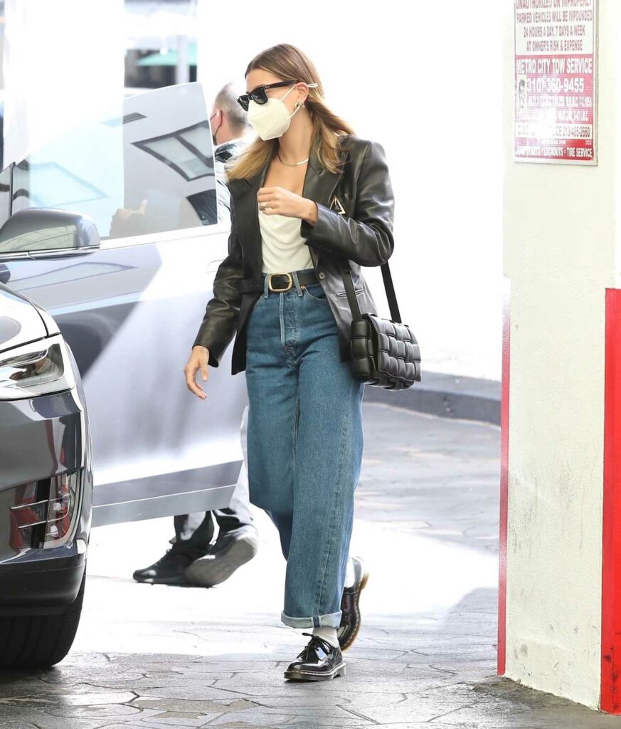 Hailey Bieber in a Black Blazer Was Seen Out in Beverly Hills 02/03 ...