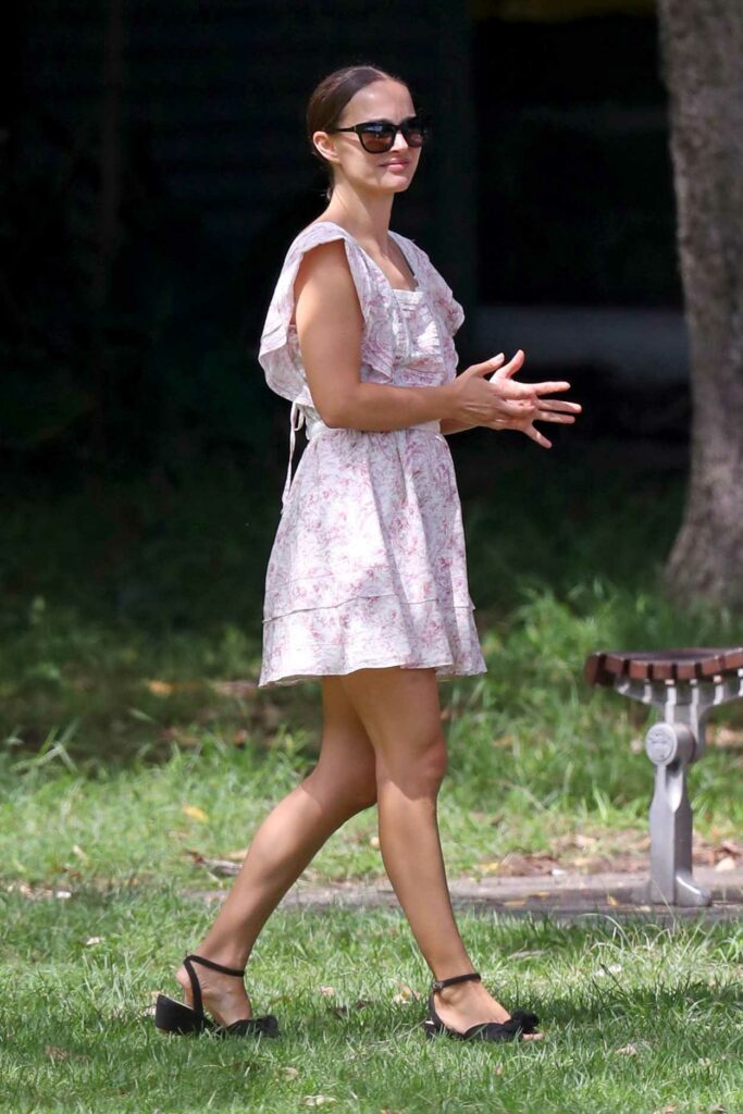 Natalie Portman in a White Floral Dress
