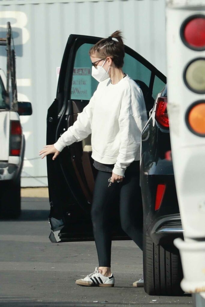 Kate Mara in a White Sweatshirt
