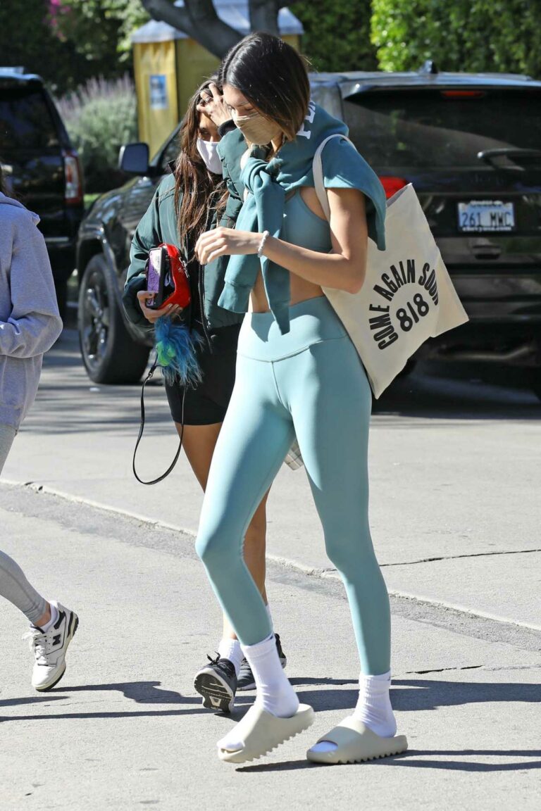 Kendall Jenner in a White Flip-Flops Arrives for Her Morning Pilates