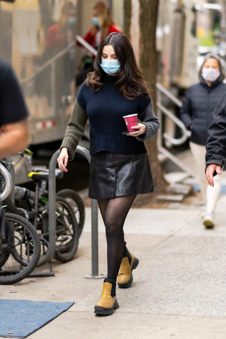 Selena Gomez in a Black Leather Mini Skirt Arrives on the Set of Only