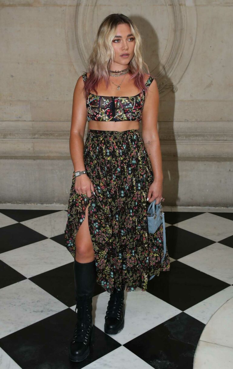 Florence Pugh Attends The Christian Dior Haute Couture Fallwinter 20212022 Fashion Show In