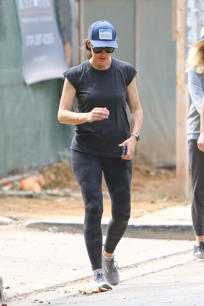 Jennifer Garner in a Black Outfit