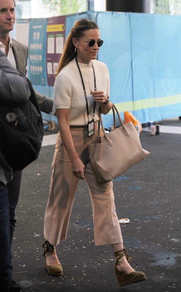Pippa Middleton in a Beige Outfit