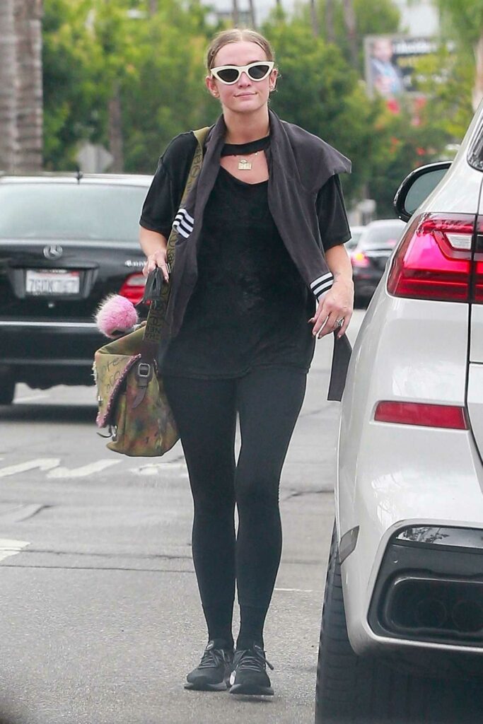 Ashlee Simpson in a Black Outfit