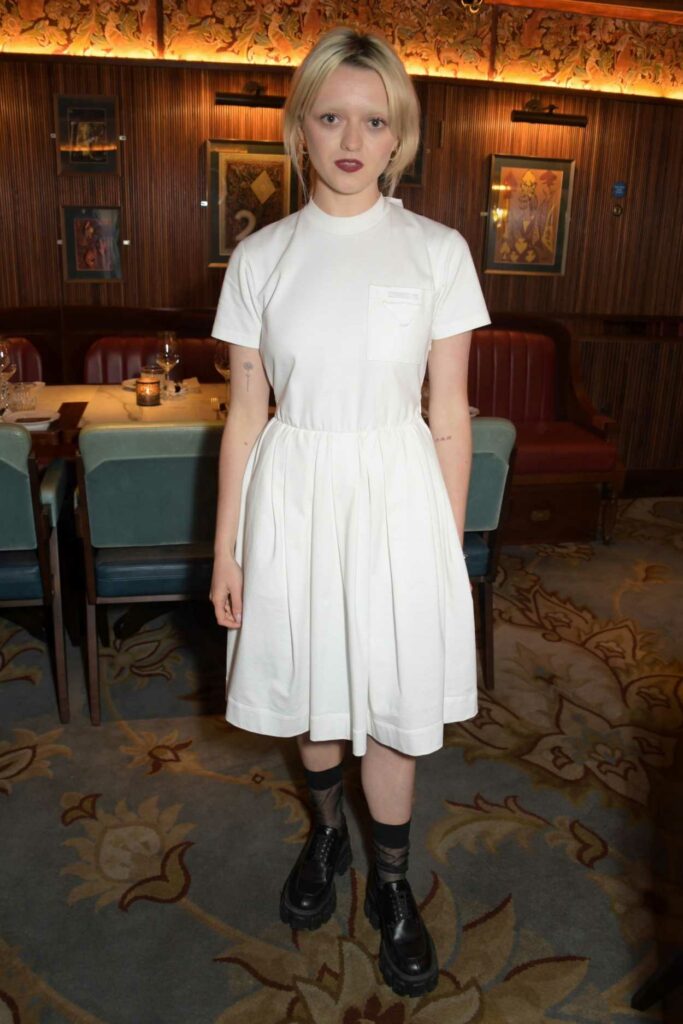 Maisie Williams in a White Dress