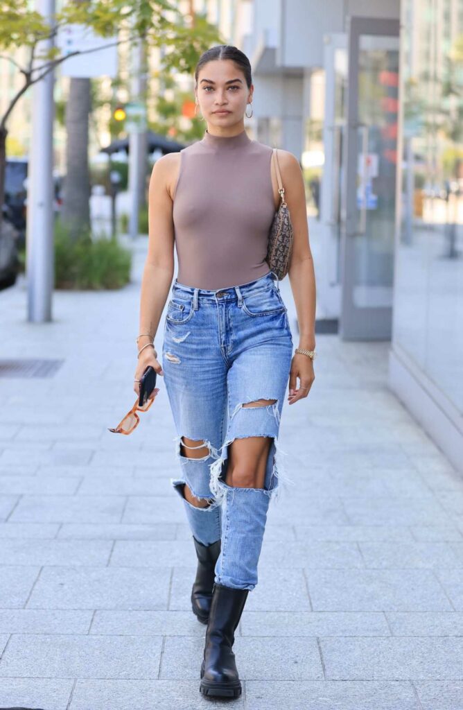 Shanina Shaik in a Blue Ripped Jeans