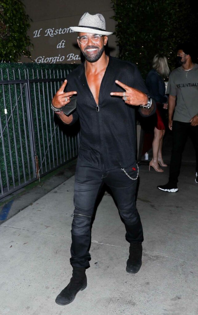 Shemar Moore in a Black Outfit