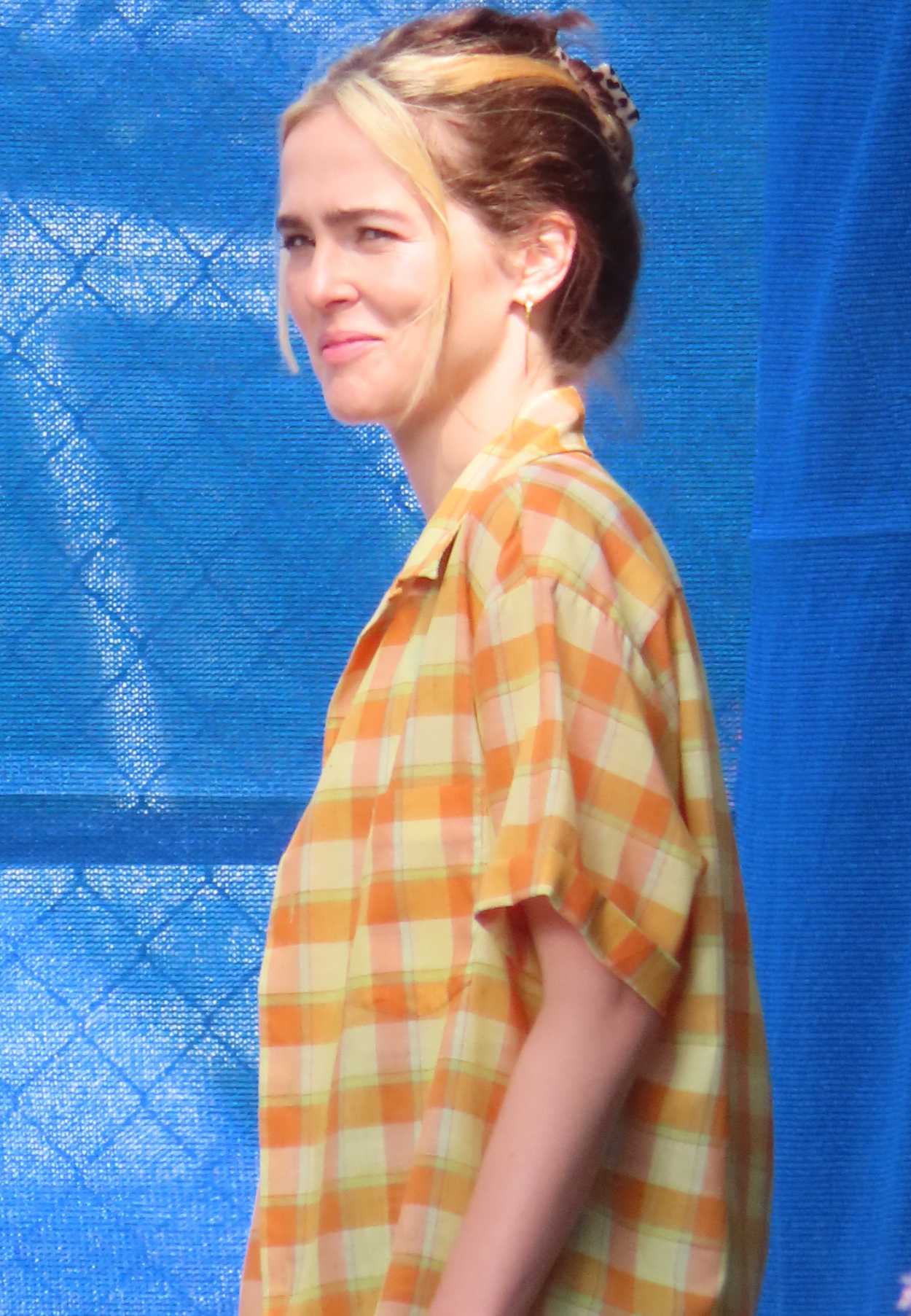 Zoey Deutch In A Yellow Plaid Shirt On The Set Of Not Okay In New York