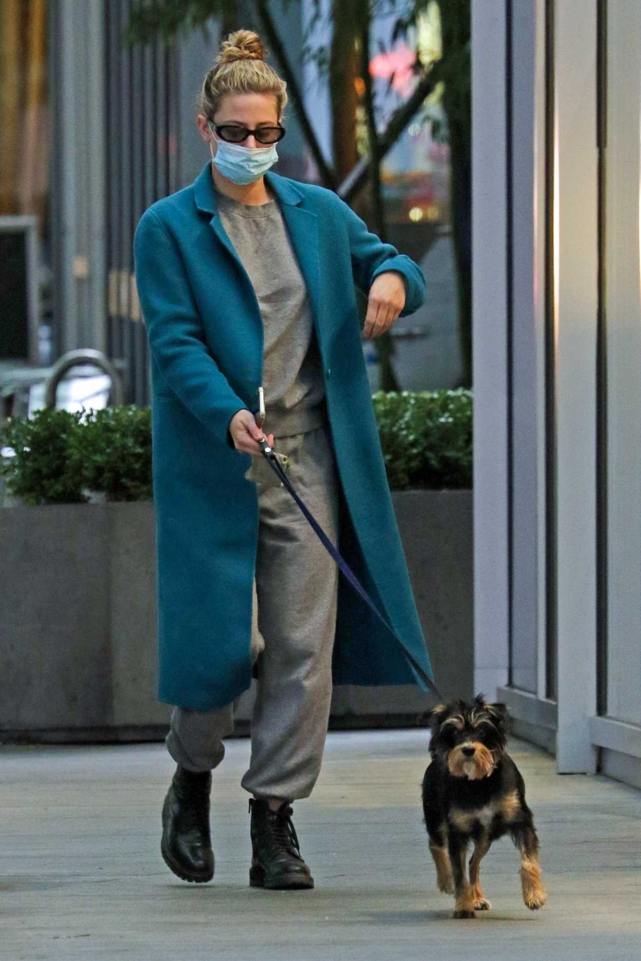 Lili Reinhart in a Grey Sweatsuit Walks Her Dog Milo in Vancouver 09/20