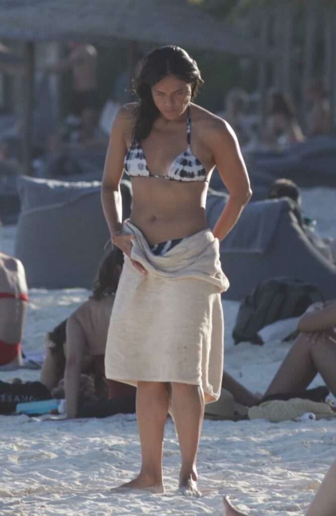 Michelle Rodriguez in Bikini