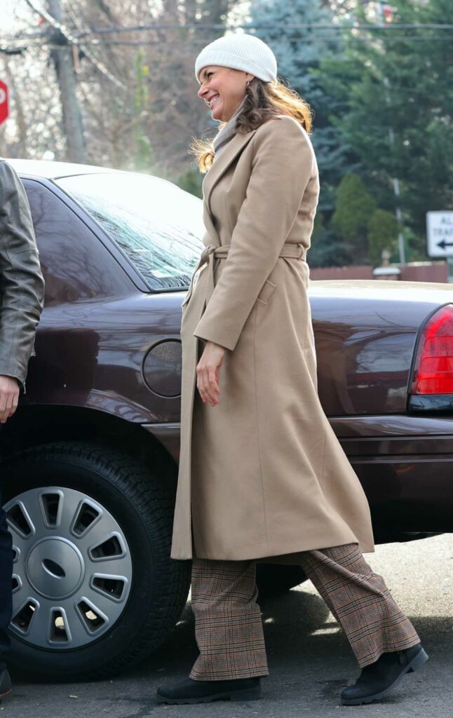 Bridget Moynahan in a Caramel Coloured Coat