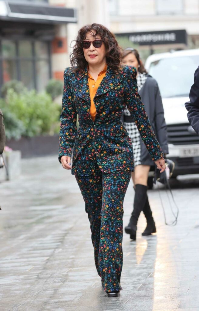 Sandra Oh in a Floral Pantsuit