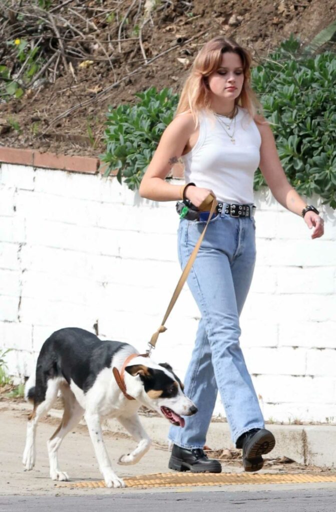 Ava Phillippe in a White Top