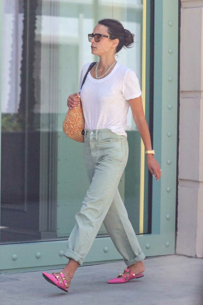 Jordana Brewster in an Olive Jeans