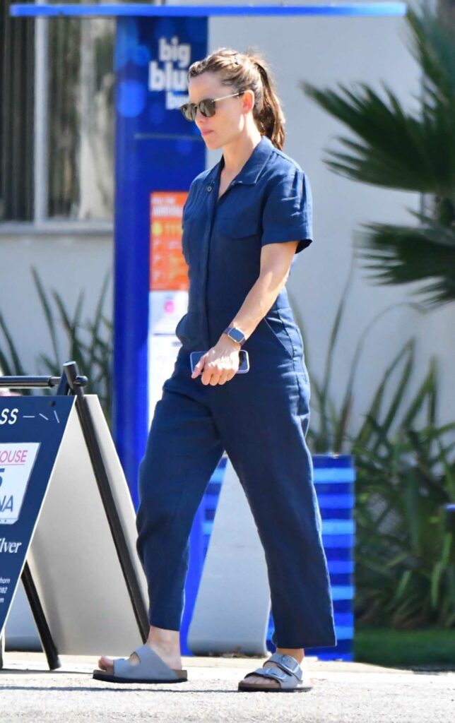 Jennifer Garner in a Blue Jumpsuit