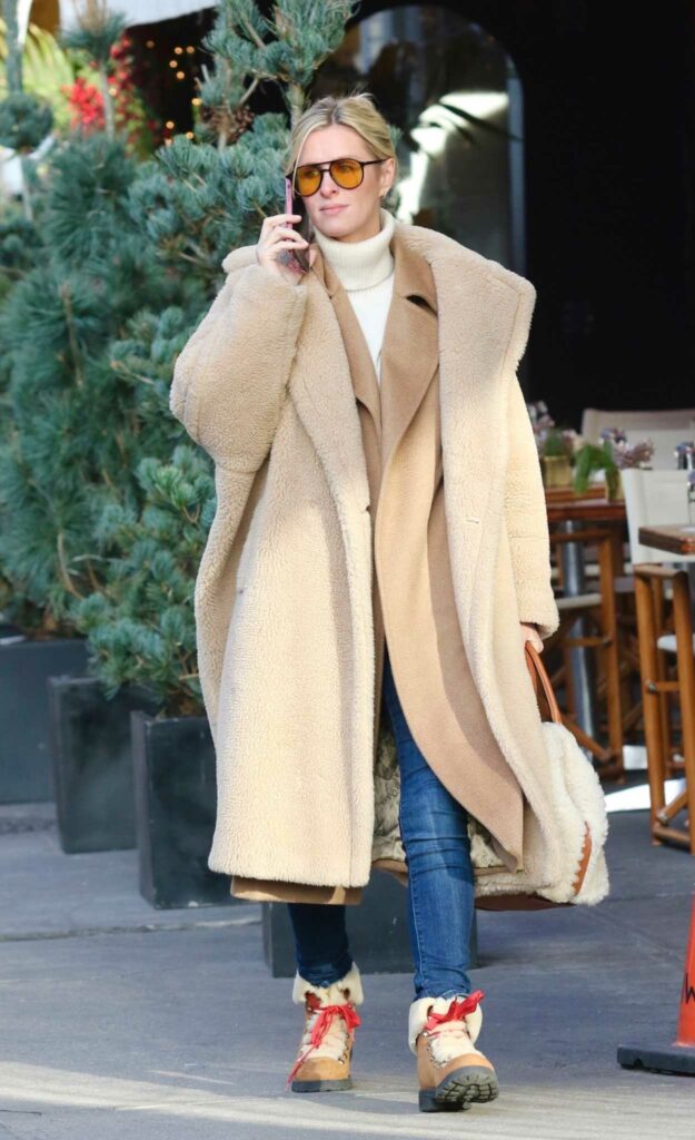 Nicky Hilton in a Beige Fur Coat