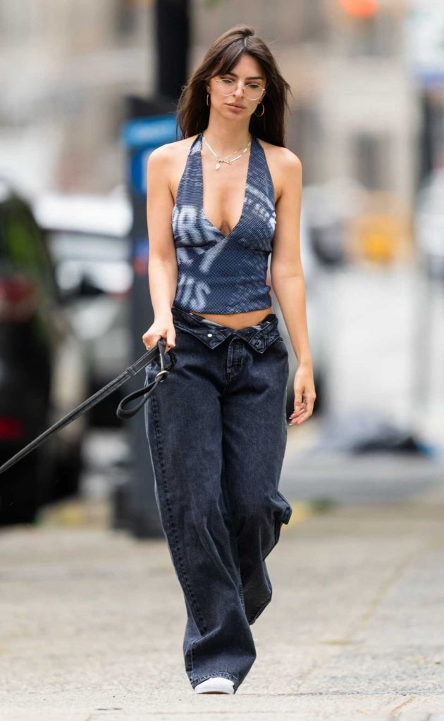 Emily Ratajkowski in a Black Jeans
