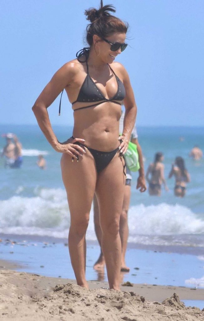 Eva Longoria in a a Black Bikini