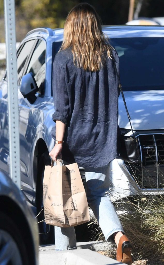 Elizabeth Olsen in a Blue Jeans