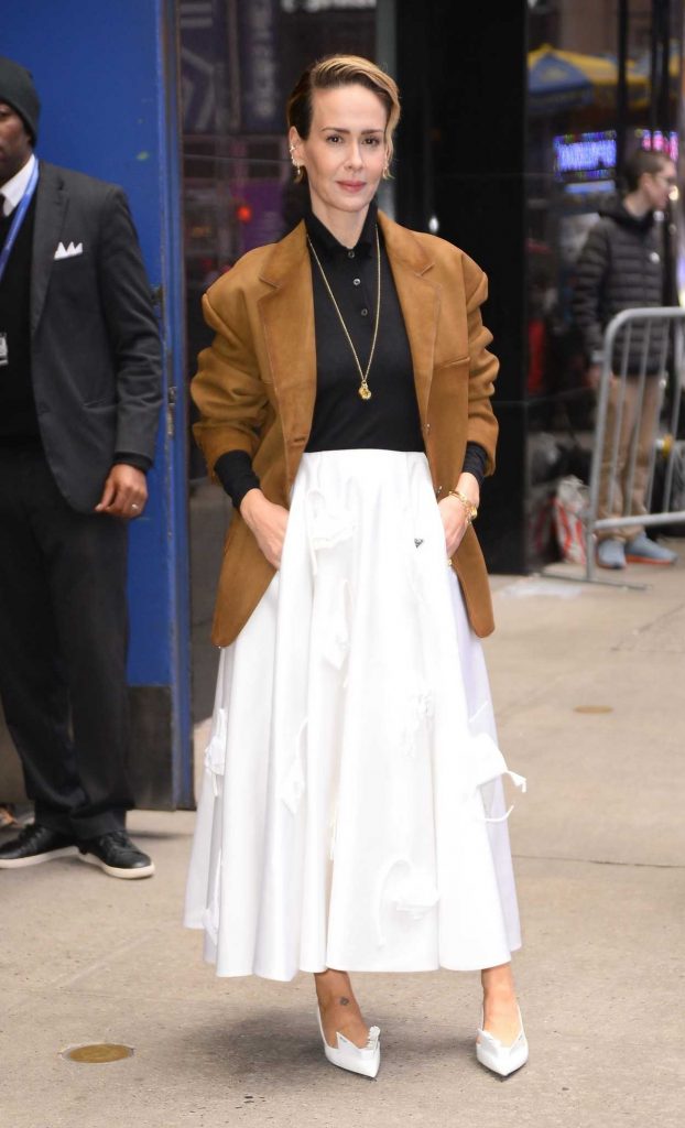 Sarah Paulson in a White Skirt