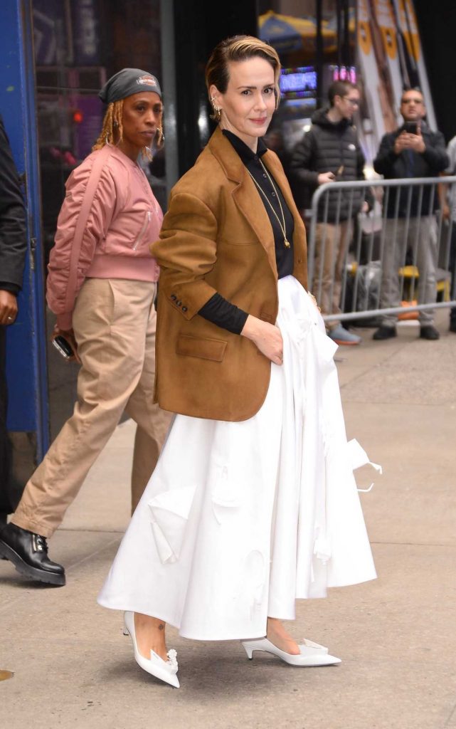 Sarah Paulson in a White Skirt