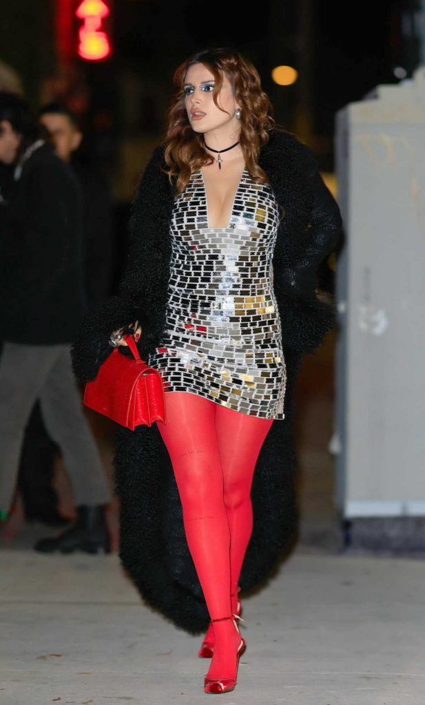 Bella Thorne in a Red Tights