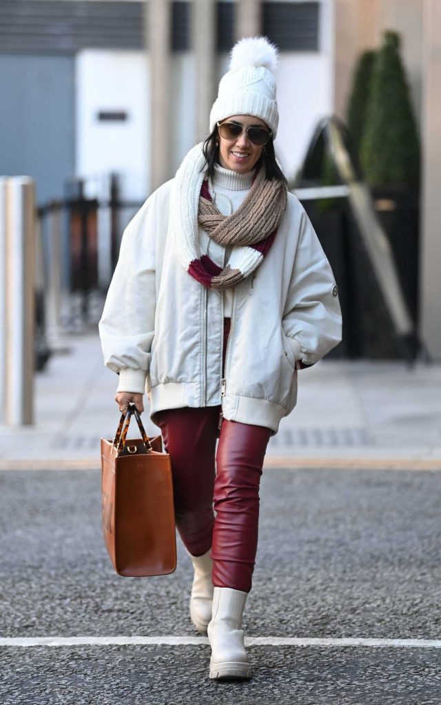 Janette Manrara in a Maroon Pants