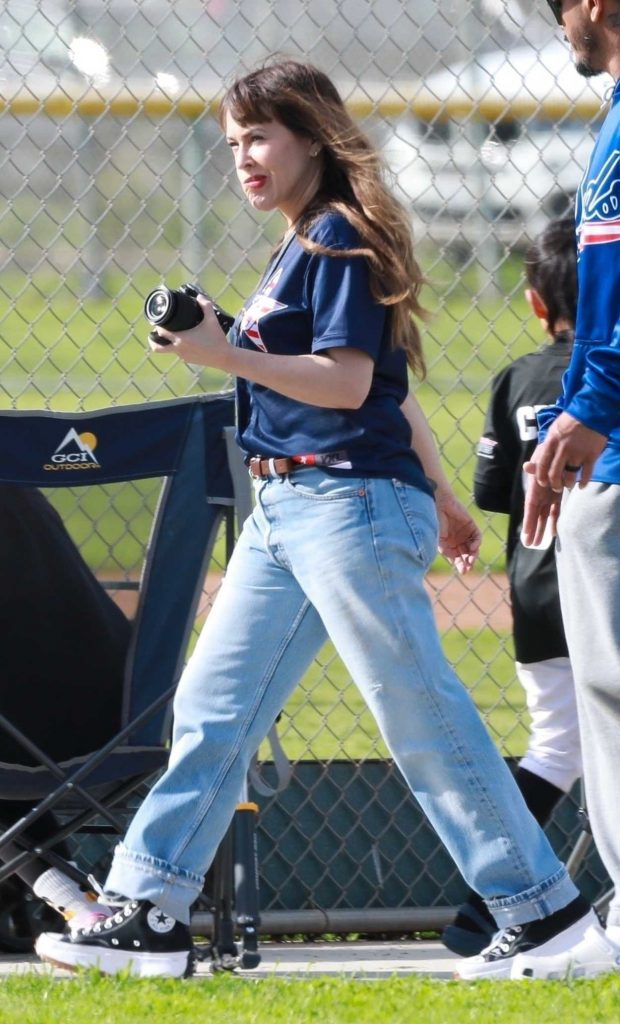 Alyssa Milano in a Blue Jeans