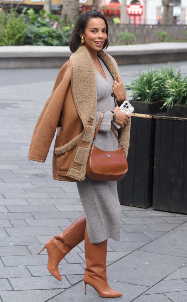Rochelle Humes in a Grey Ensemble