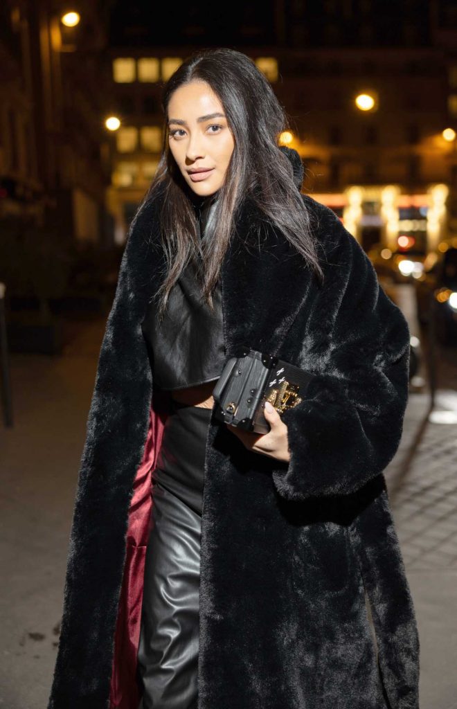 Shay Mitchell in a Black Fur Coat