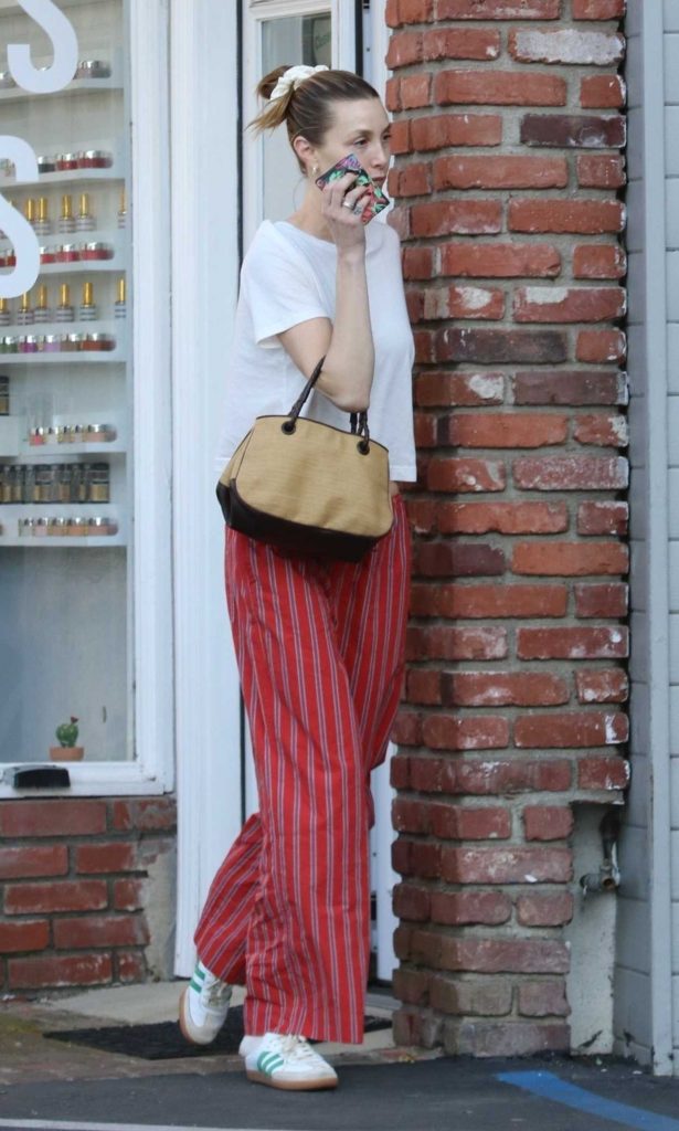 Whitney Port in a White Tee