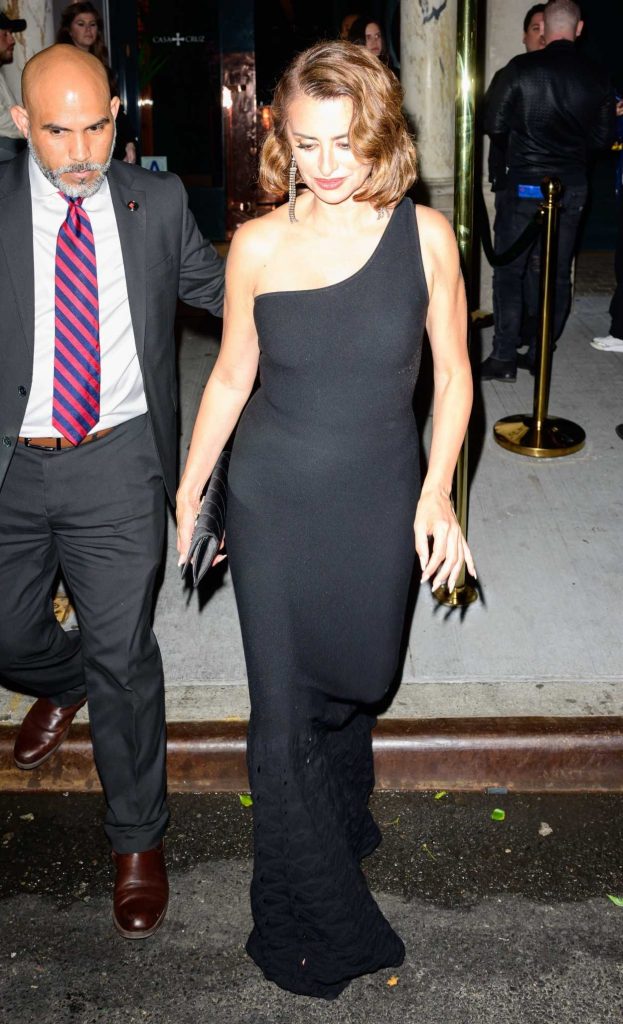 Penelope Cruz in a Black Dress