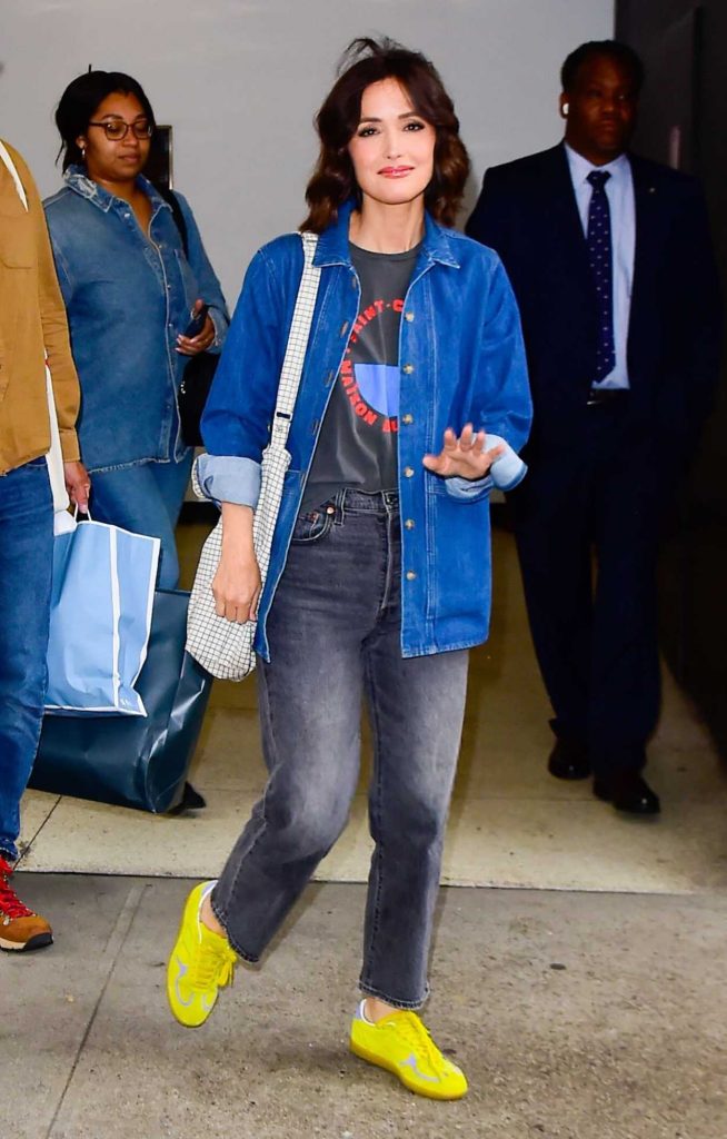 Rose Byrne in a Yellow Sneakers