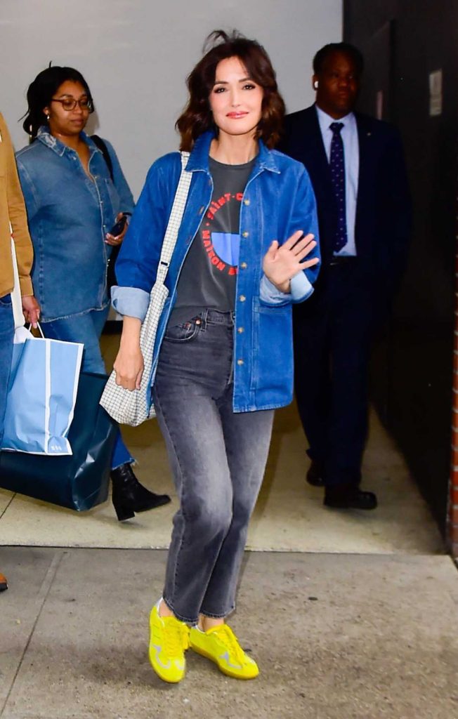 Rose Byrne in a Yellow Sneakers