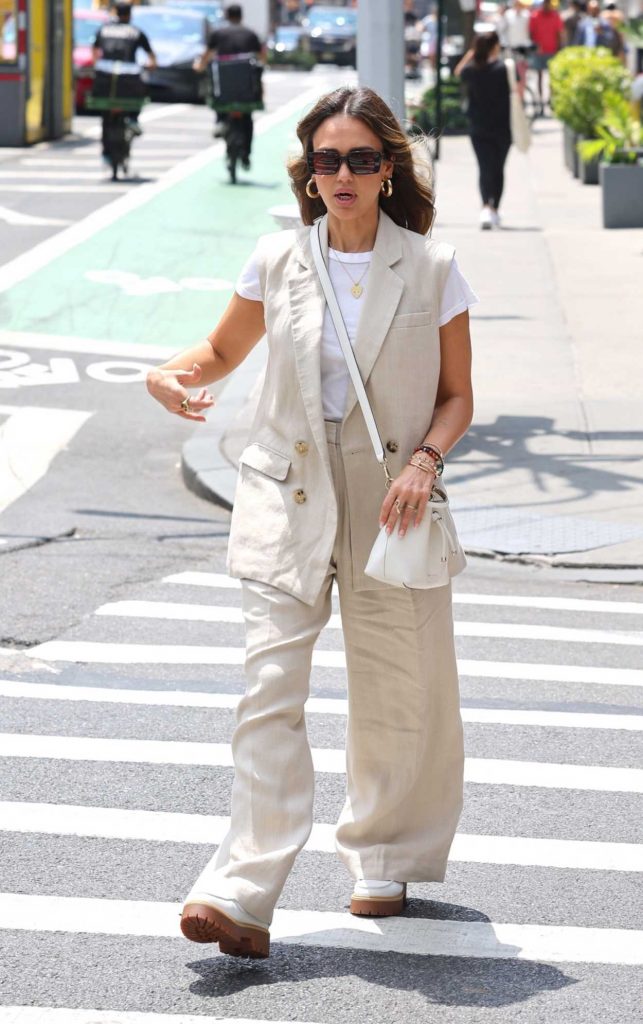 Jessica Alba in a Beige Ensemble