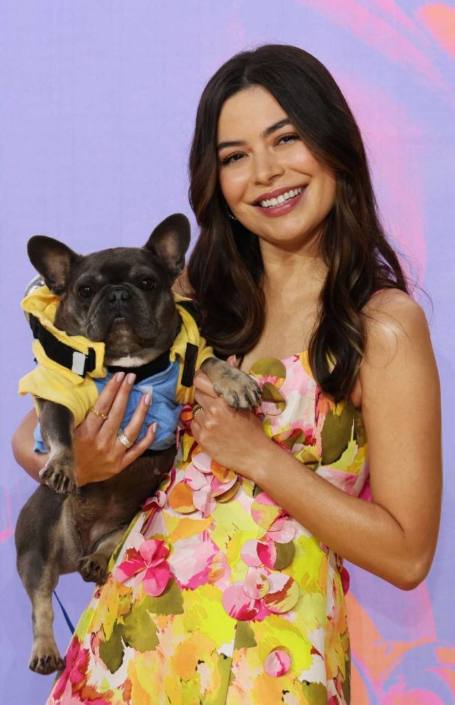 Miranda Cosgrove