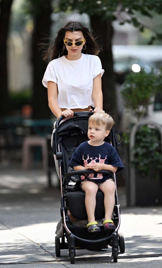 Emily Ratajkowski in a White Tee