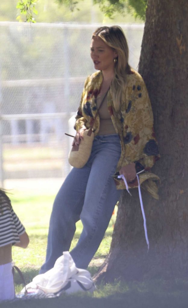 Hilary Duff in a Beige Tank Top