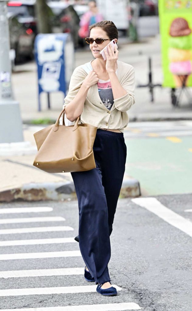 Katie Holmes in a Beige Cardigan