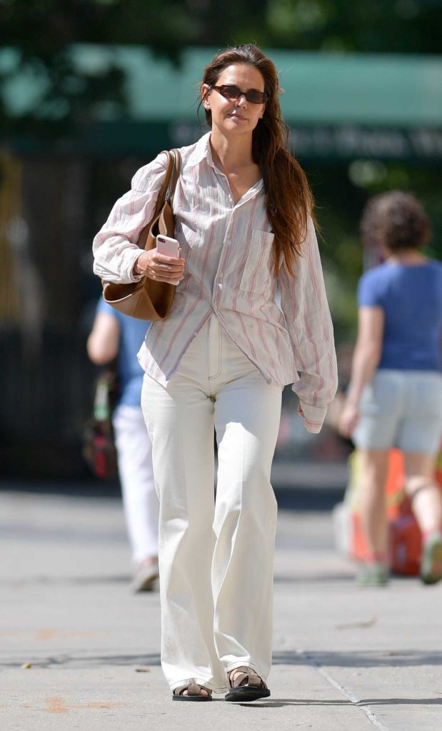 Katie Holmes in a White Pants