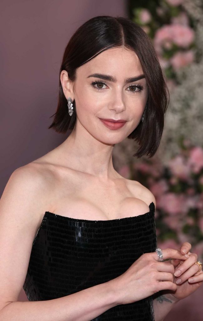 Lily Collins