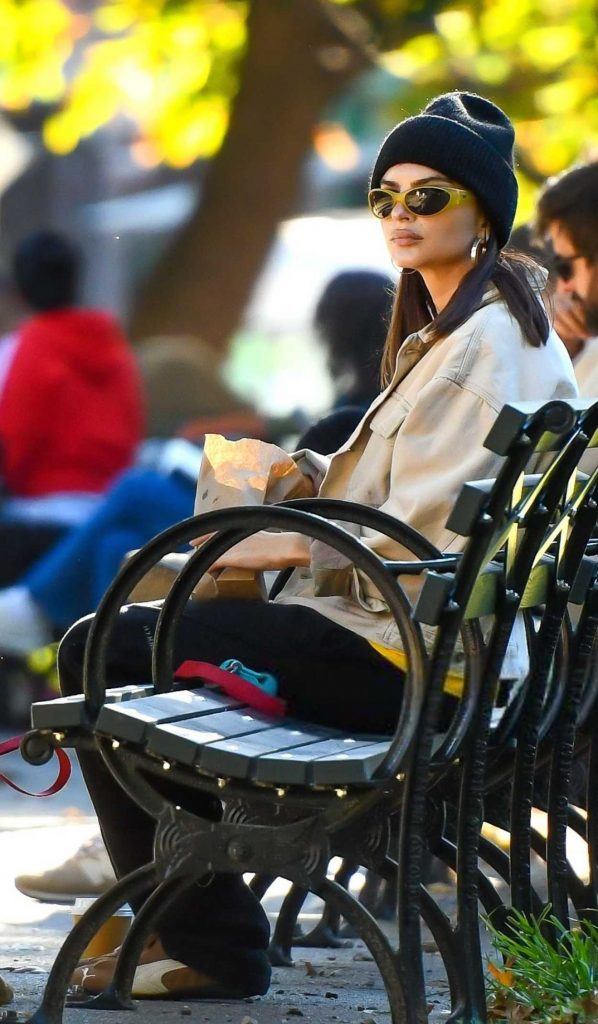 Emily Ratajkowski in a Black Beanie Hat