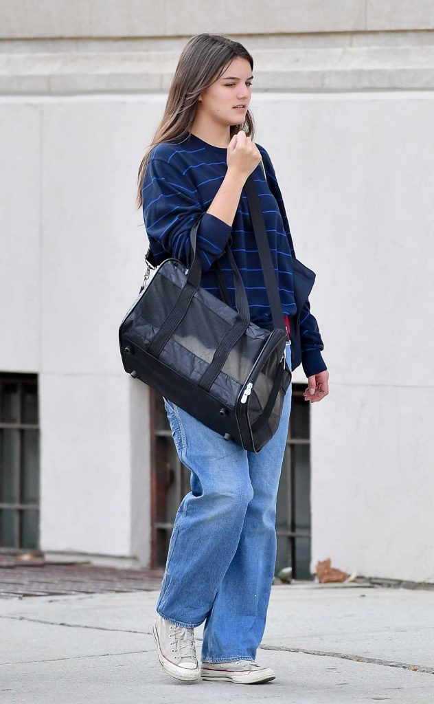 Suri Cruise in Blue Jeans