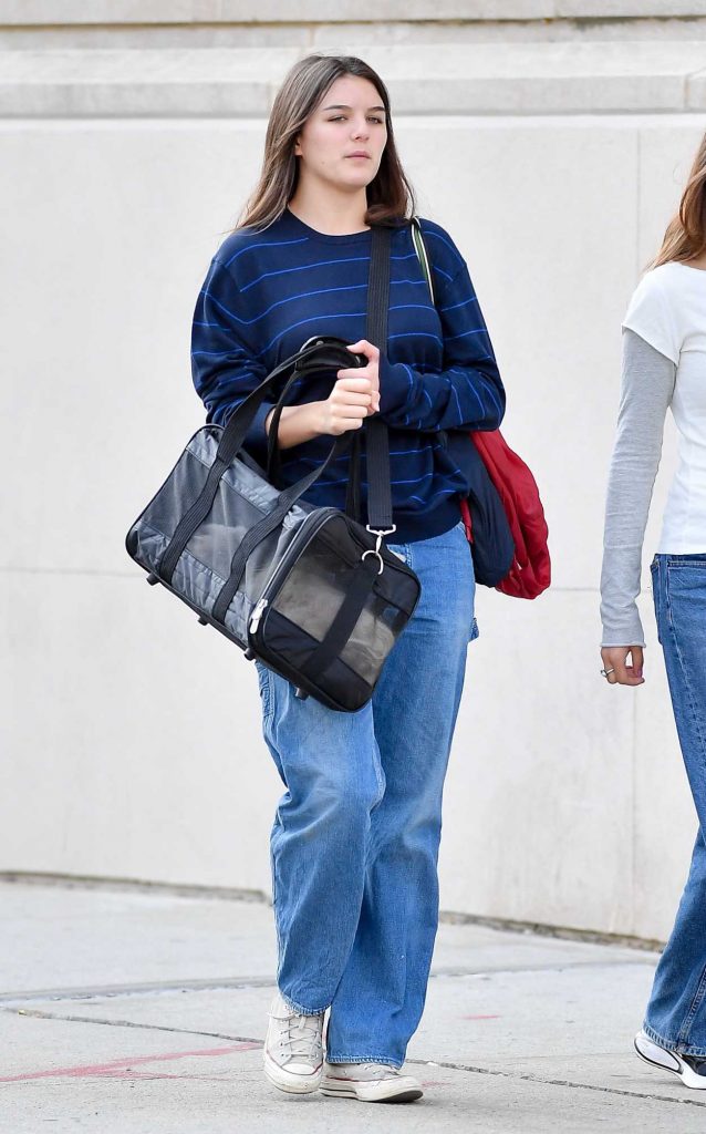 Suri Cruise in Blue Jeans